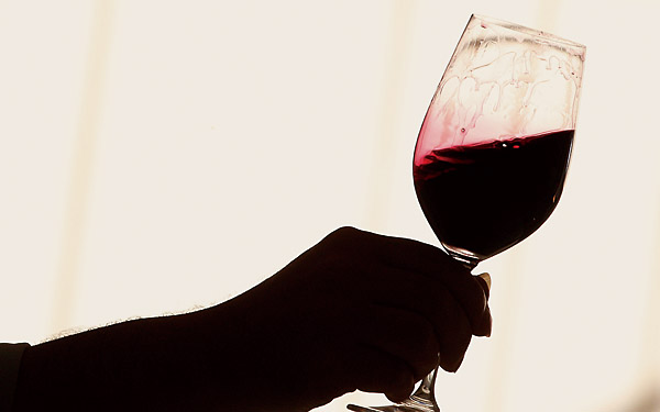 葡萄酒百科丨如何成为盲品高手？